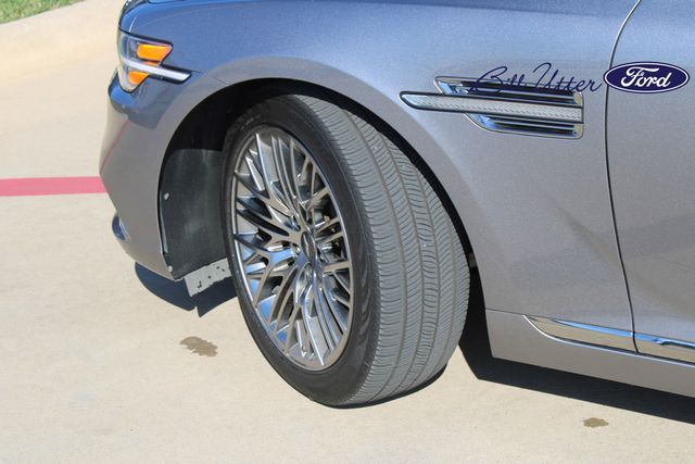 2021 Genesis G90 5.0 Ultimate photo 9