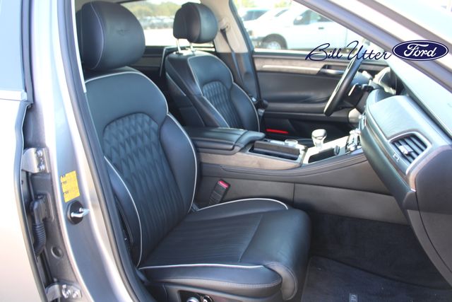 2021 Genesis G90 5.0 Ultimate photo 10