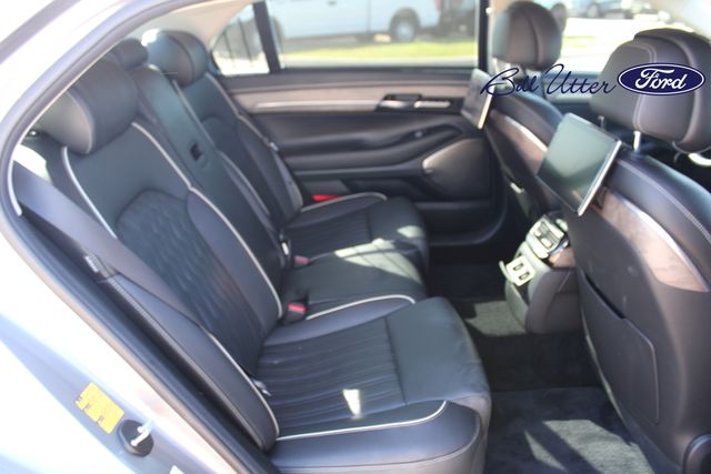 2021 Genesis G90 5.0 Ultimate photo 12