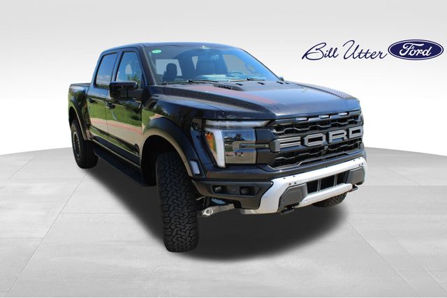 2025 Ford F-150 Raptor photo 2