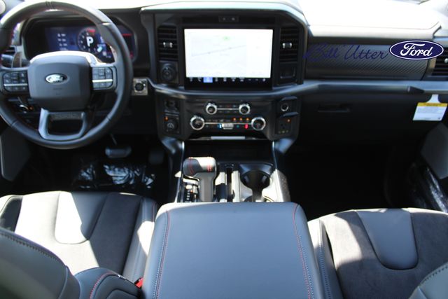 2025 Ford F-150 Raptor photo 13