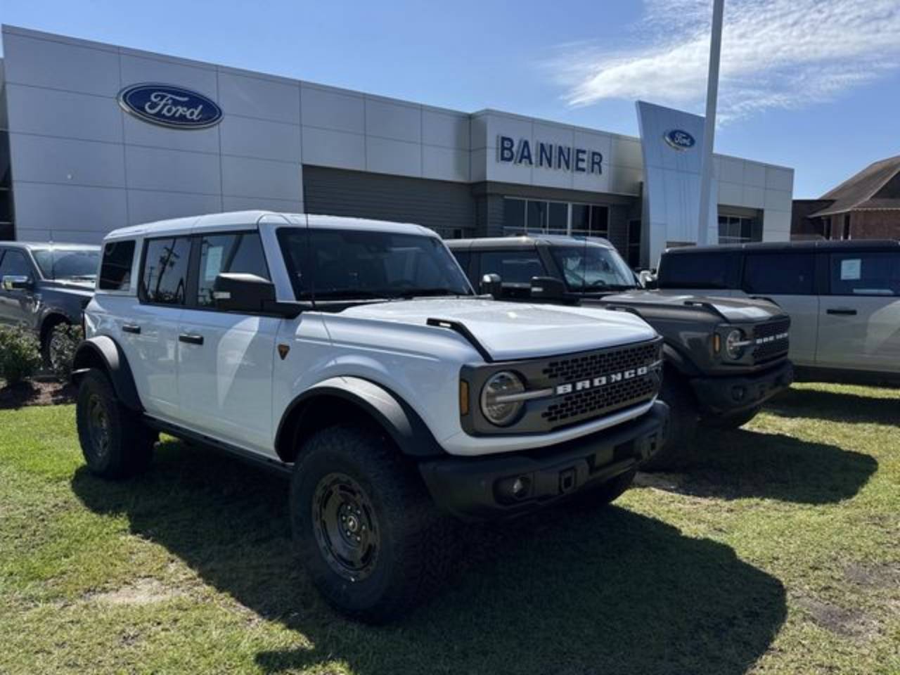 2025 Ford Bronco 4-Door Badlands's photo
