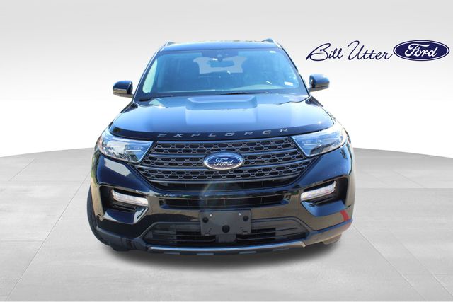 2023 Ford Explorer XLT photo 2