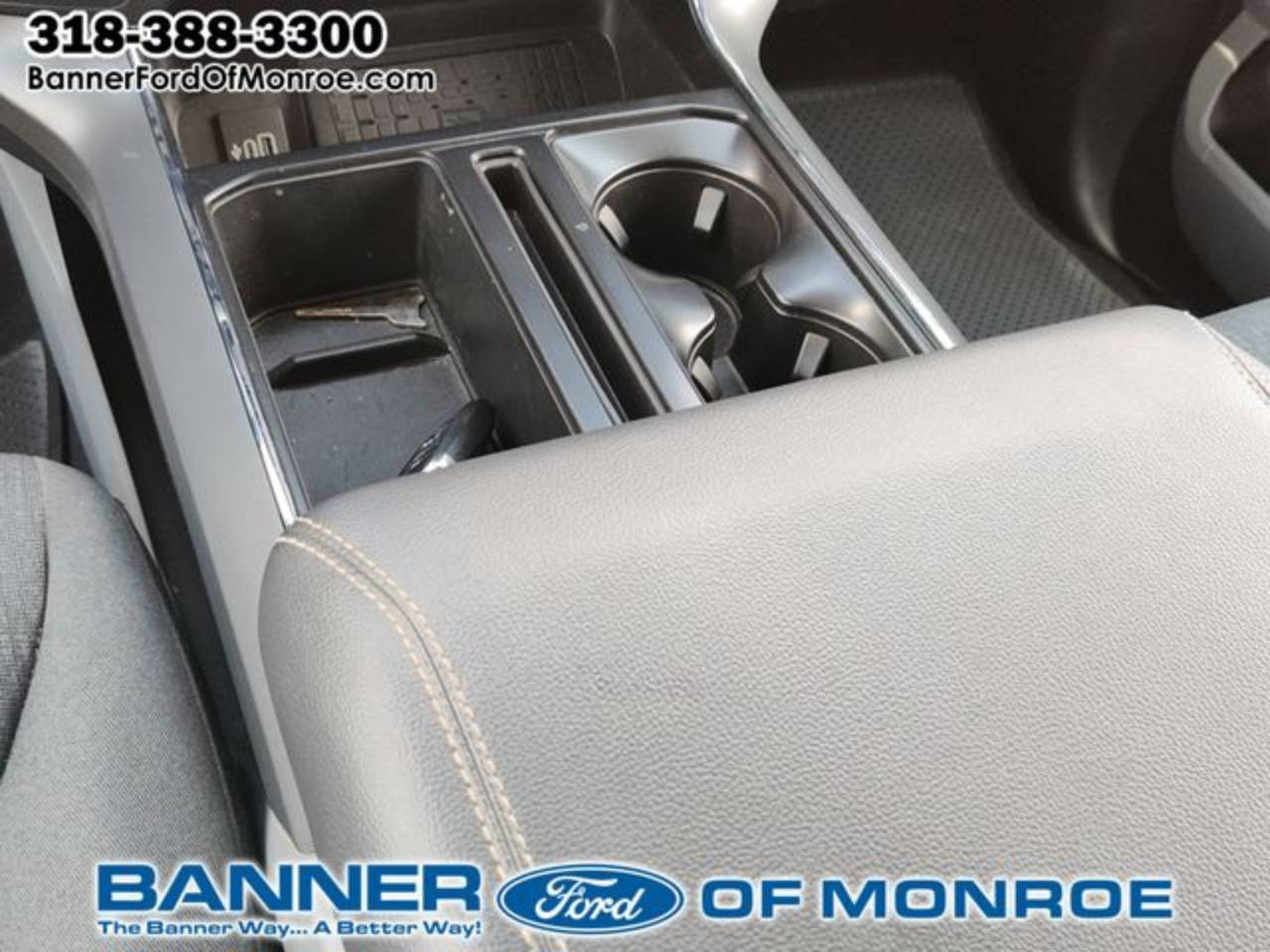 2025 Ford F-150 XLT - Photo 12