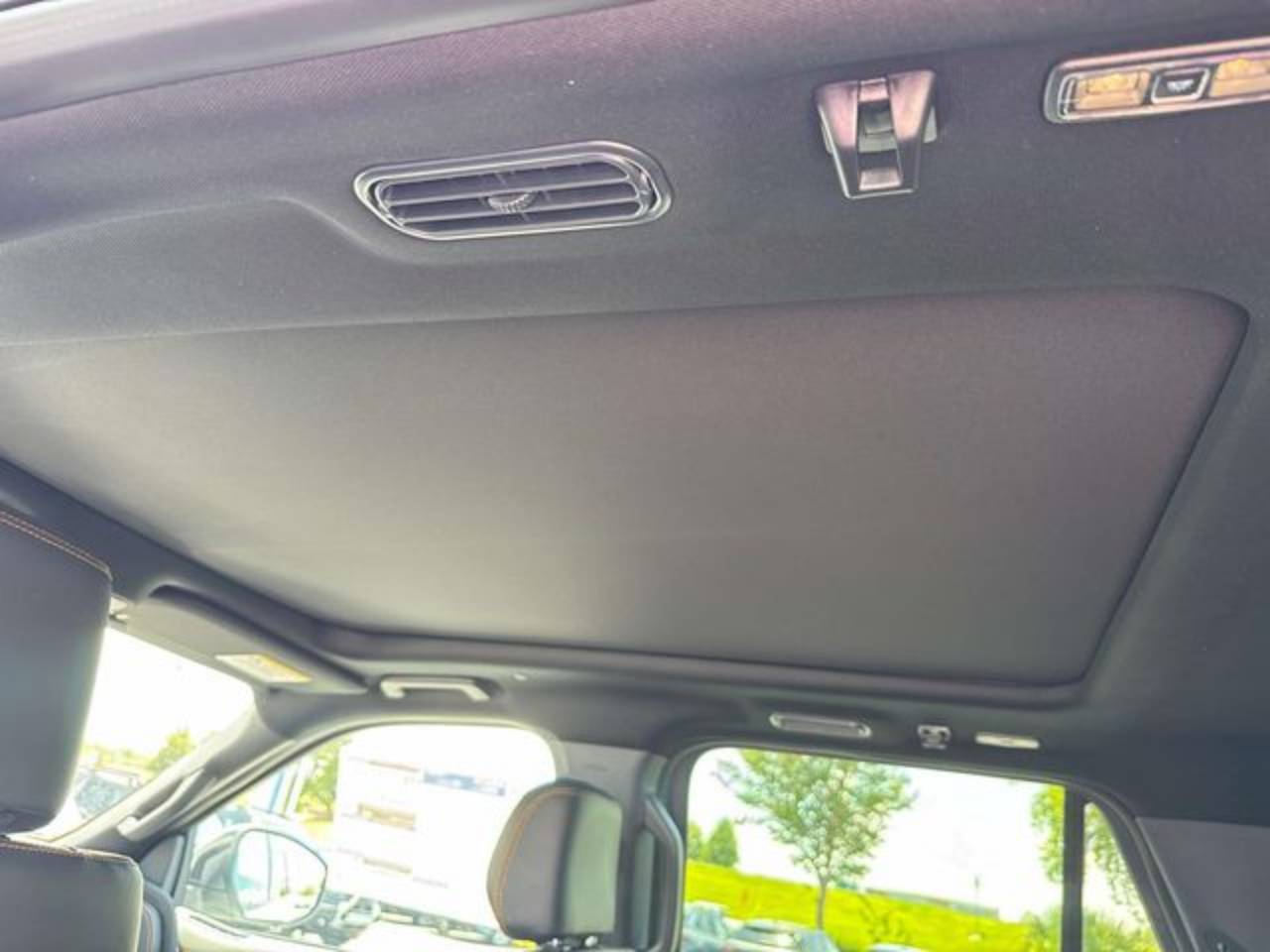 2025 Ford Expedition Tremor - Photo 8