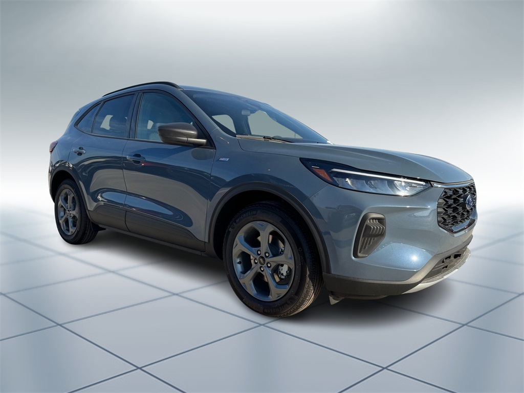 2025 Ford Escape Hybrid ST-Line photo 2