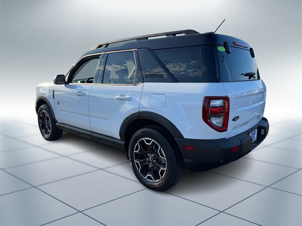2025 Ford Bronco Sport Outer Banks photo 4