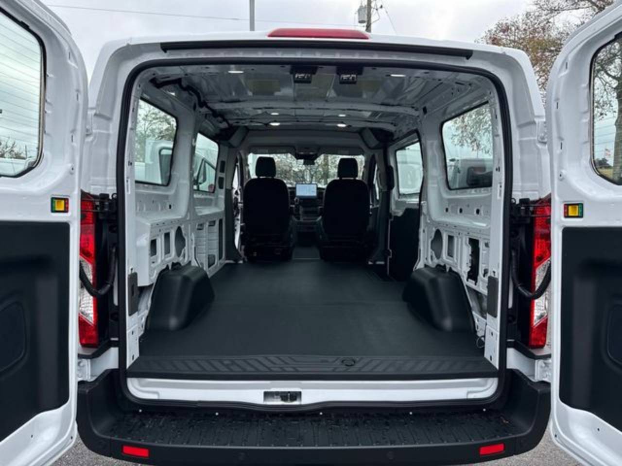 2024 Ford Transit Van Base - Photo 6
