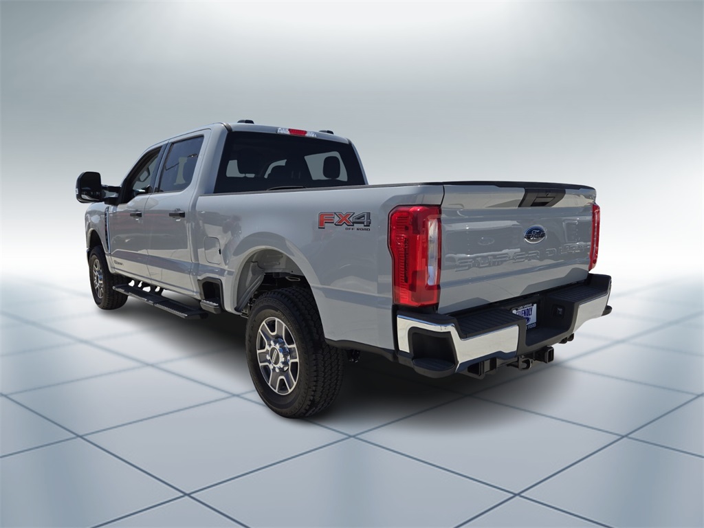 2025 Ford F-250 photo 4