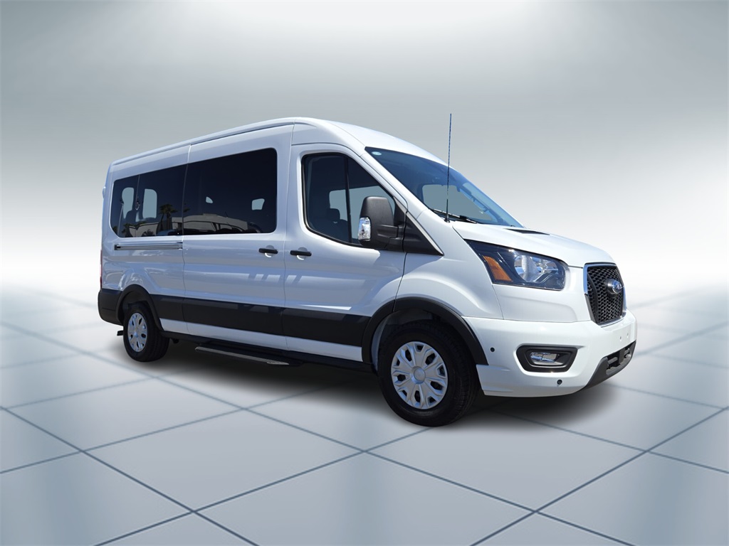 2025 Ford Transit photo 2