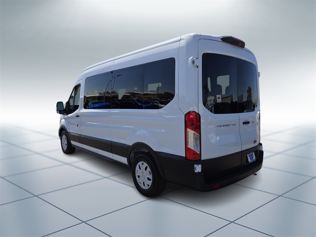 2025 Ford Transit photo 4