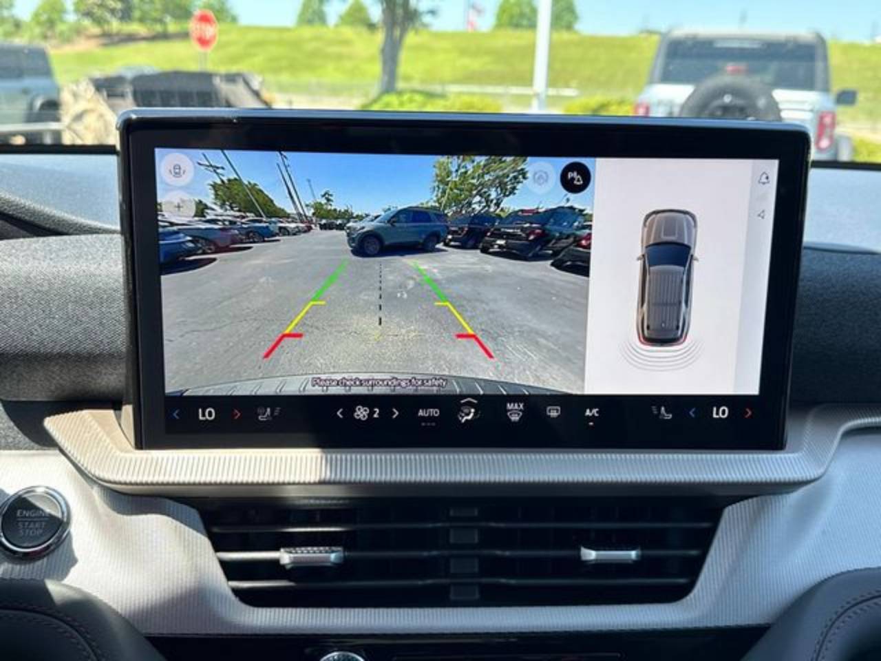 2025 Ford Explorer Active - Photo 12