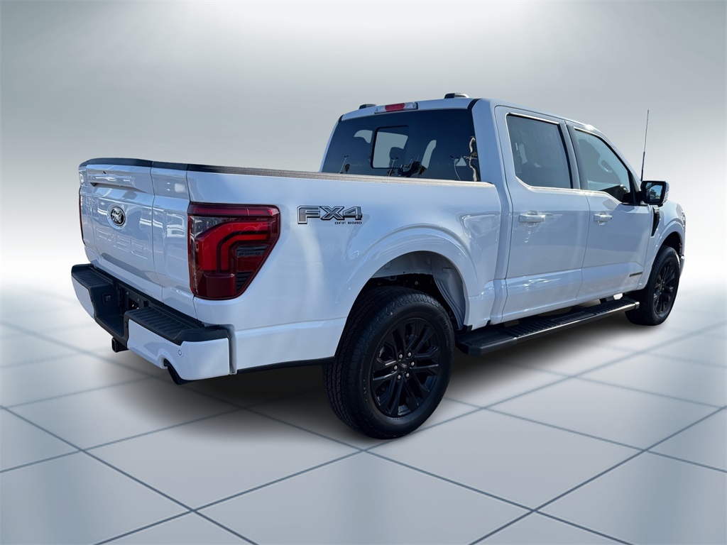 2025 Ford F-150 Lariat photo 3