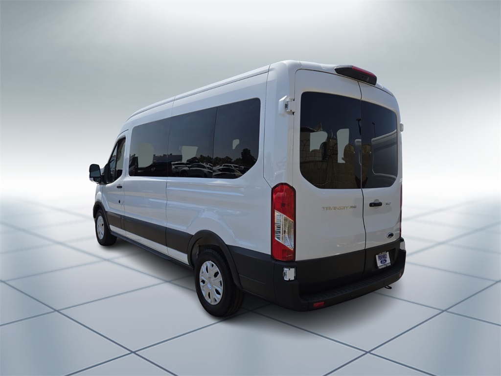 2025 Ford Transit photo 4