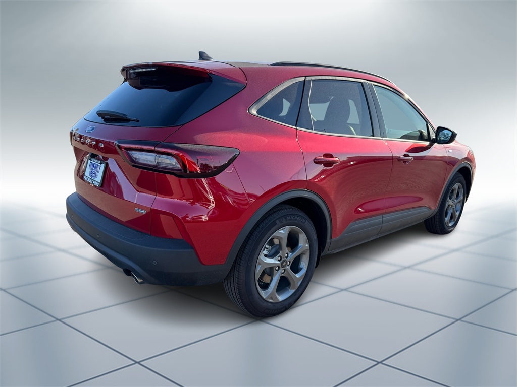 2025 Ford Escape ST-Line photo 3