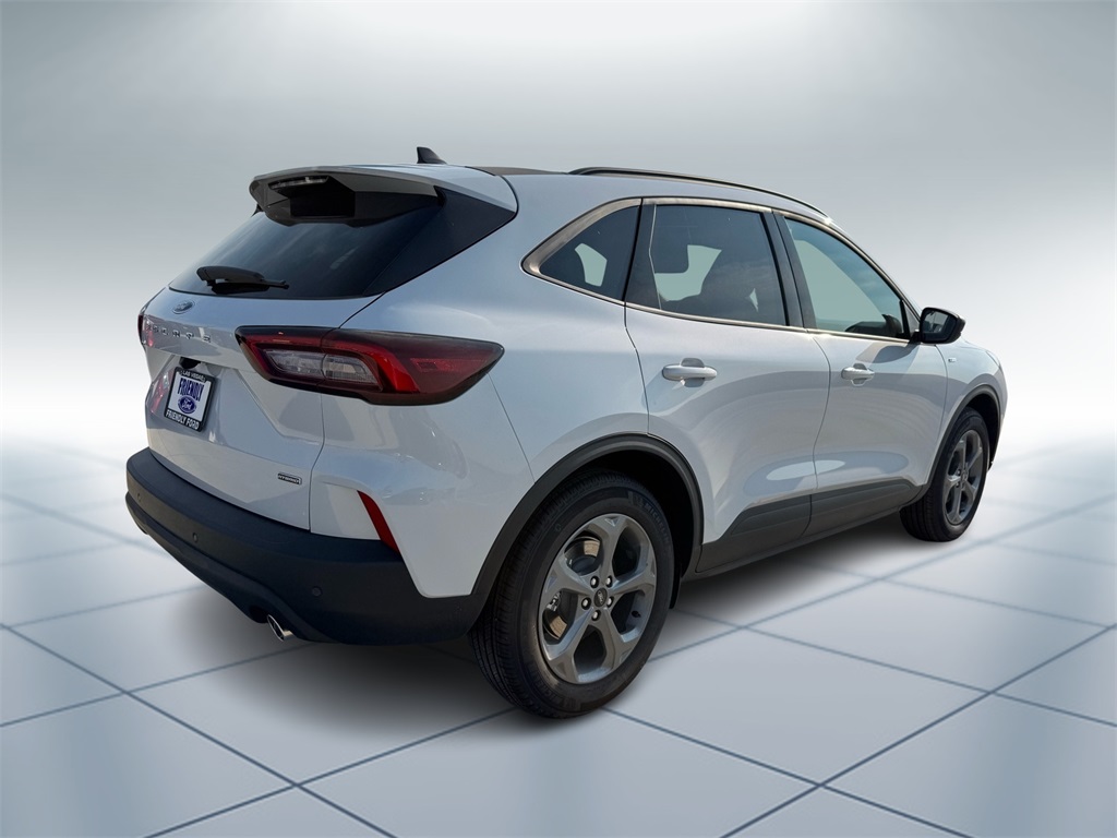 2025 Ford Escape ST-Line photo 3