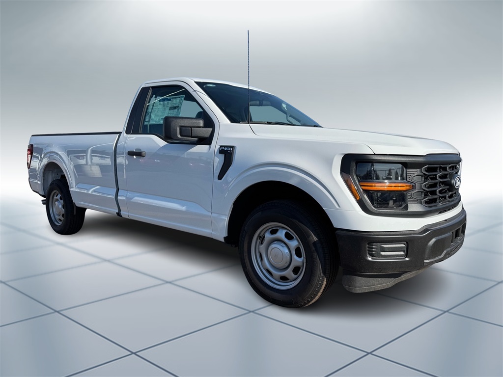 2025 Ford F-150 XL photo 2