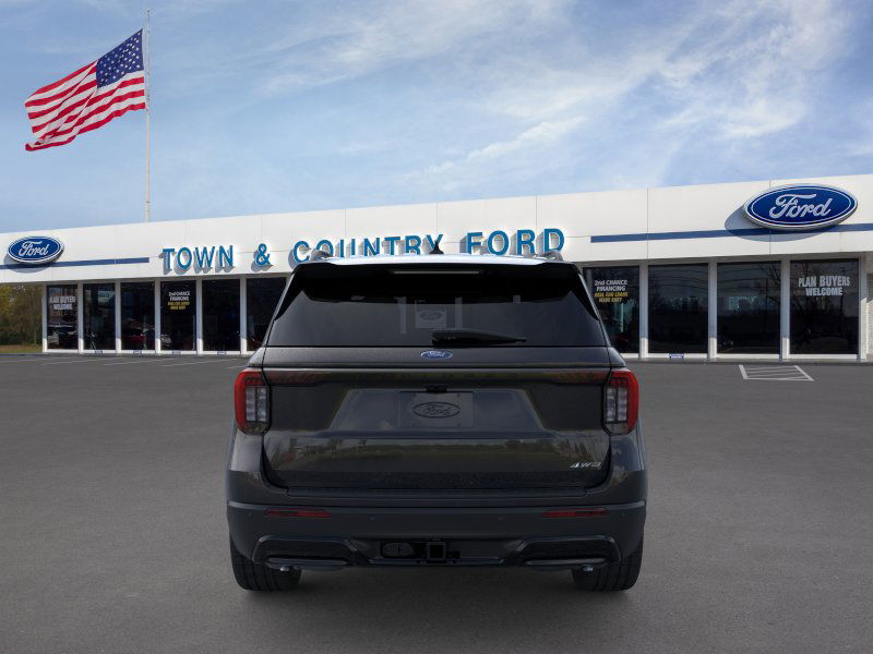 2025 Ford Explorer ST-Line photo 4