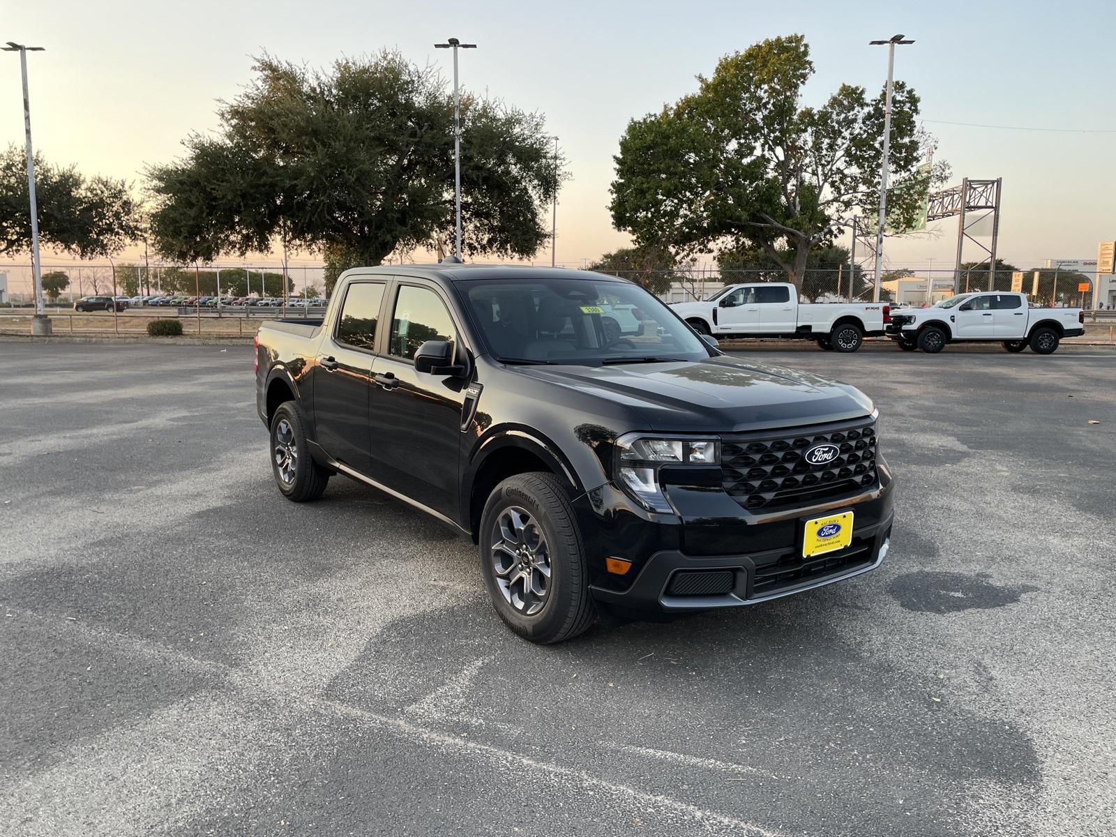 2025 Ford Maverick XLT photo 3