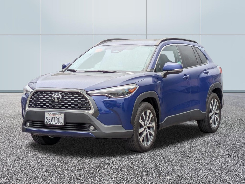 2023 Toyota Corolla Cross XLE