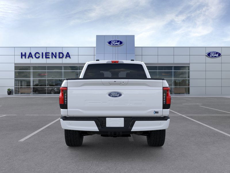 2025 Ford F-150 Lightning photo 4