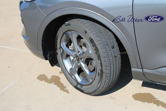 2023 Ford Escape ST-Line photo 9