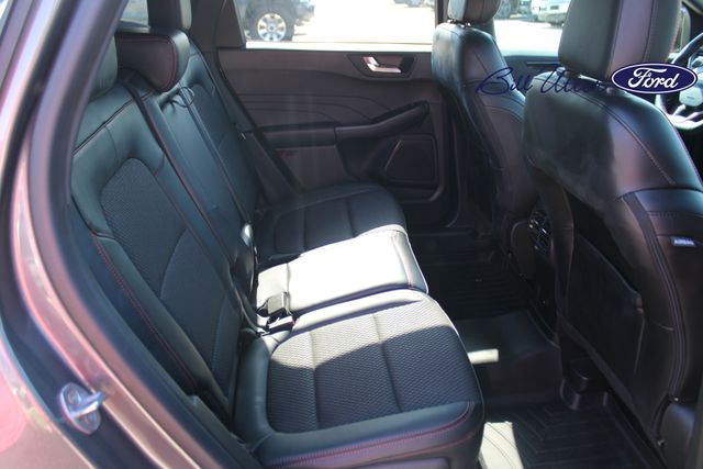 2023 Ford Escape ST-Line photo 12