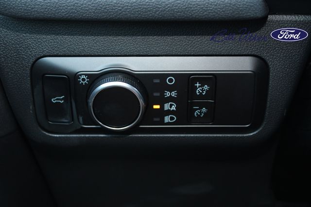 2023 Ford Escape ST-Line photo 21