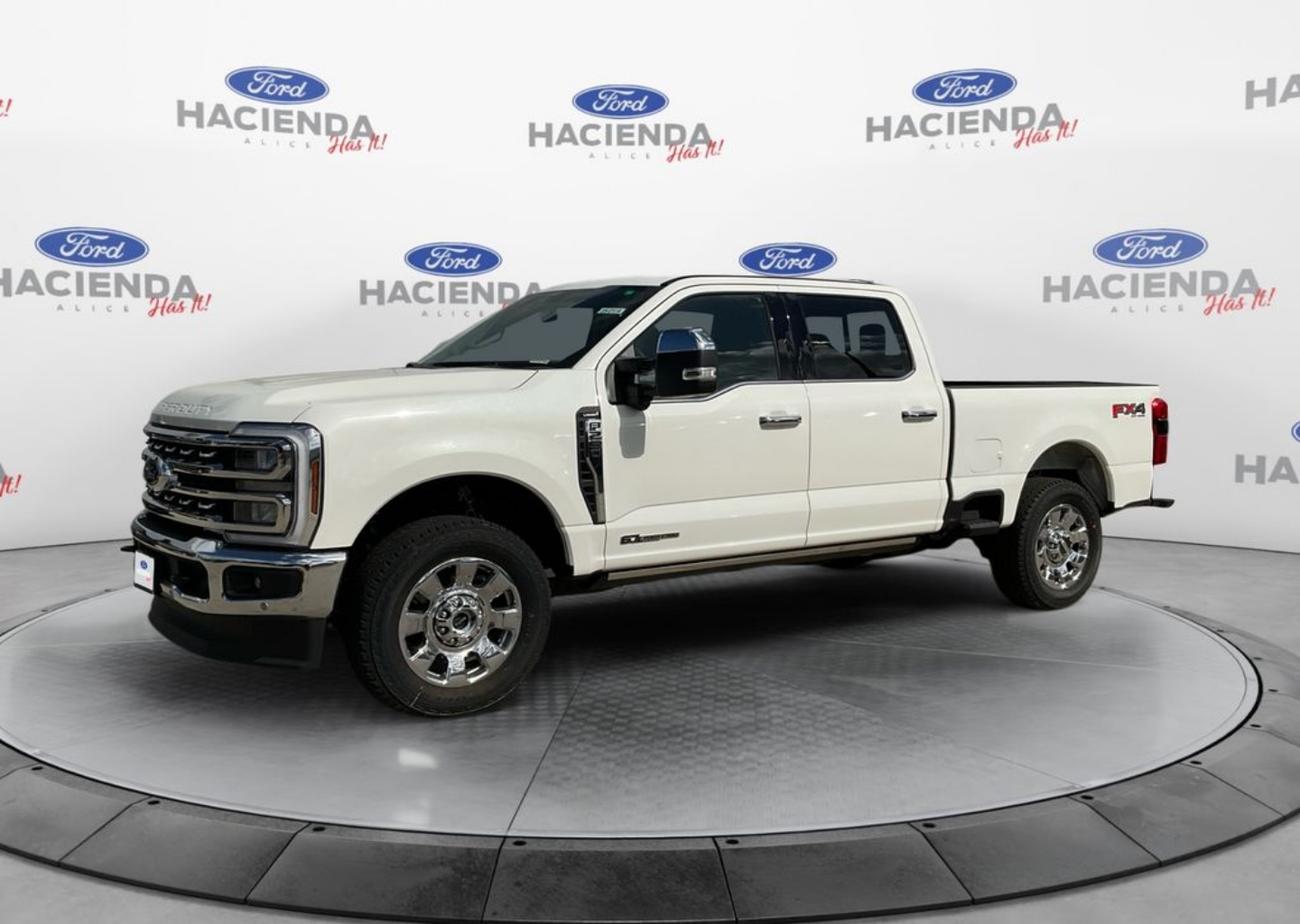 2025 Ford F-250 Super Duty Lariat's photo