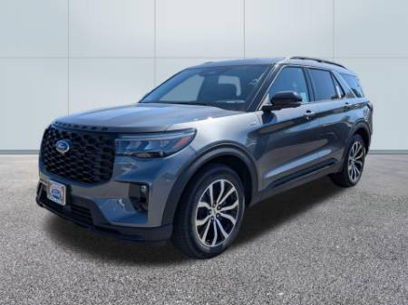 2025 Ford Explorer ST Line