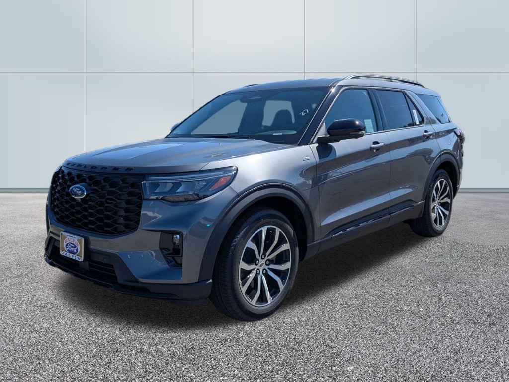 2025 Ford Explorer ST Line