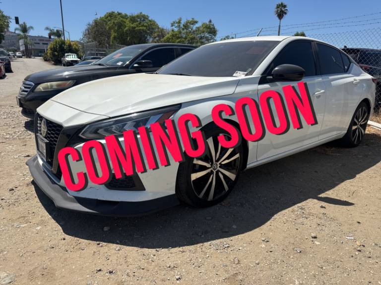 2022 Nissan Altima 2.5 SR