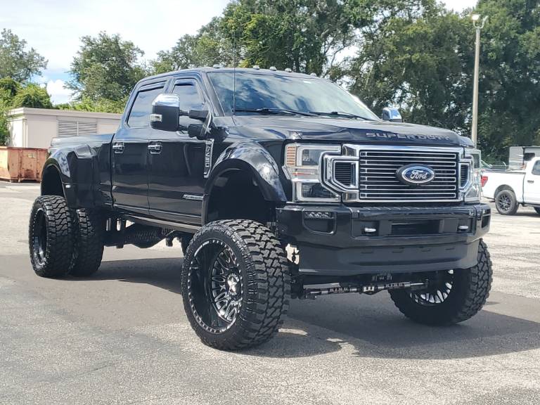 2022 Ford Super Duty F-450 DRW Platinum