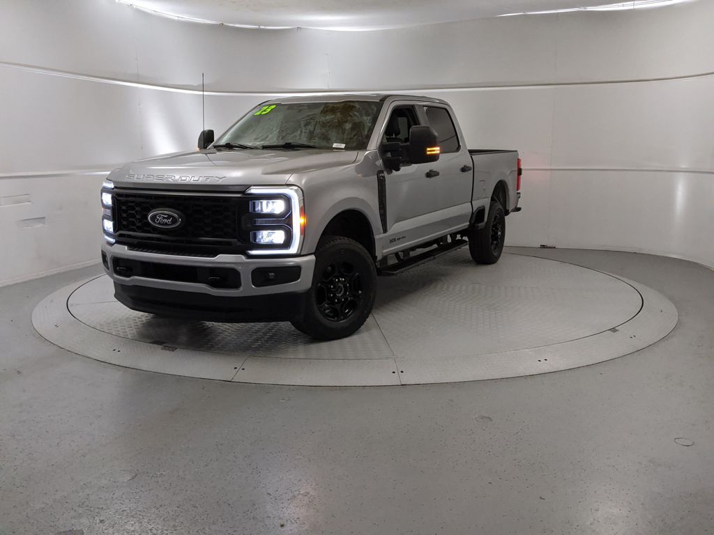 2023 Ford F-250 XL photo 2
