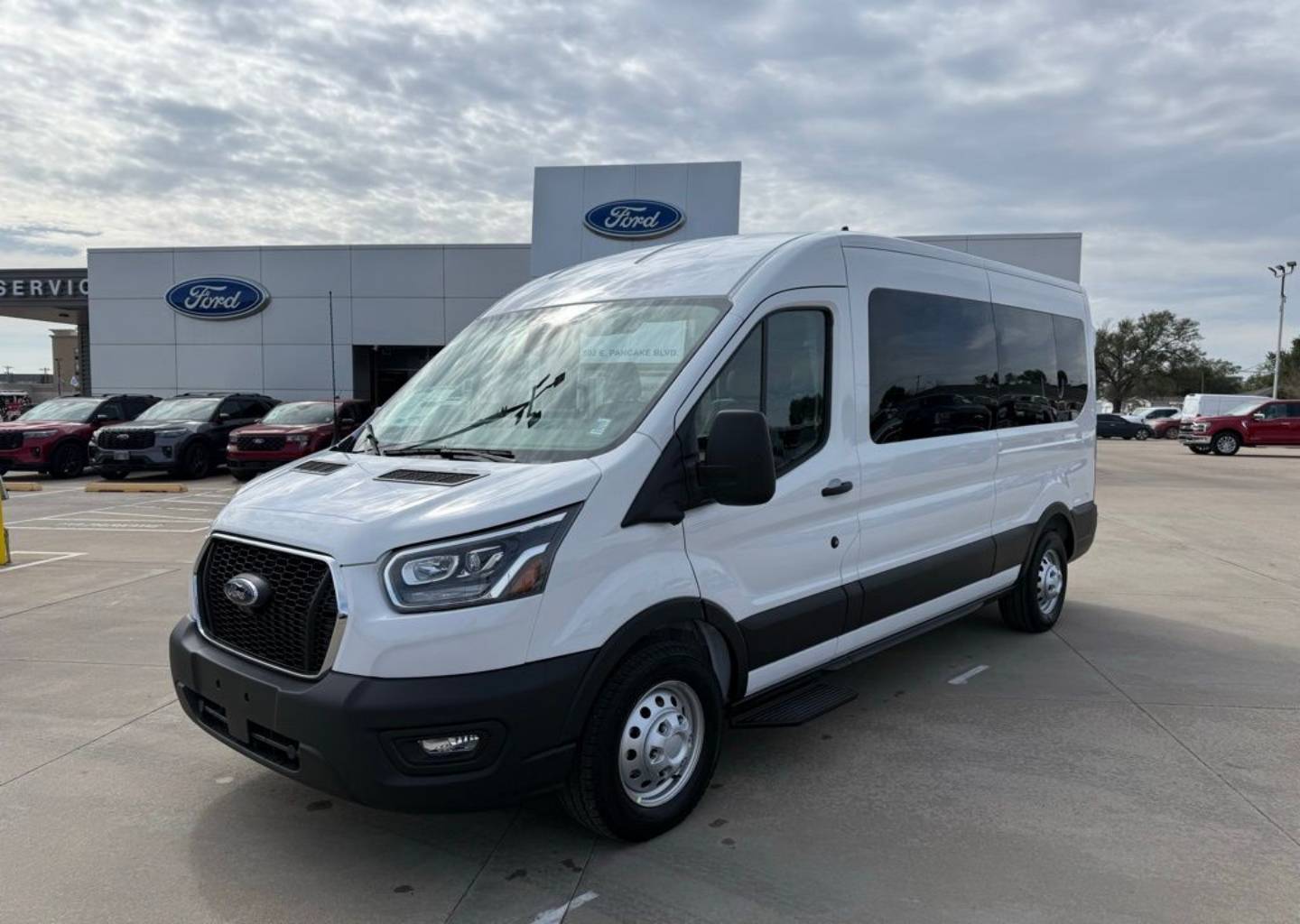 2025 Ford Transit Passenger Van XL's photo