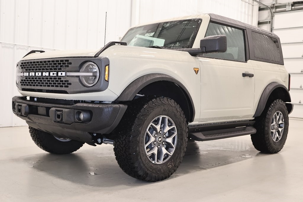 2025 Ford Bronco Badlands photo 4