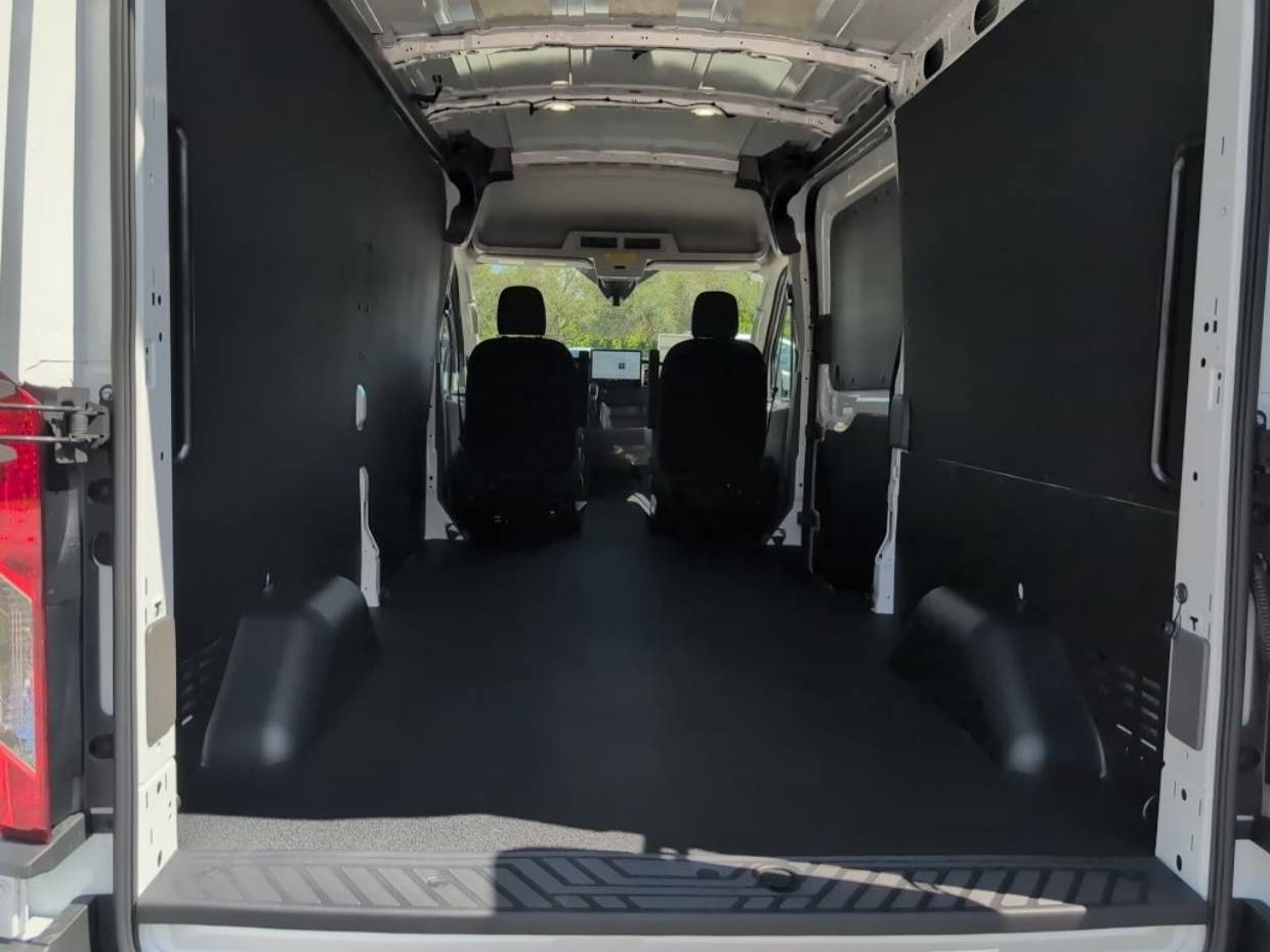 2026 Ford Transit Van Base - Photo 10