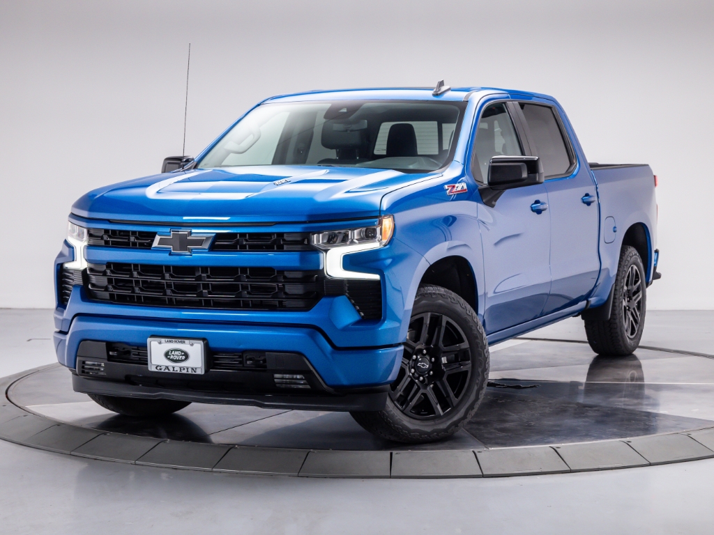 2023 Chevrolet Silverado 1500 4WD Crew Cab Short Bed RST