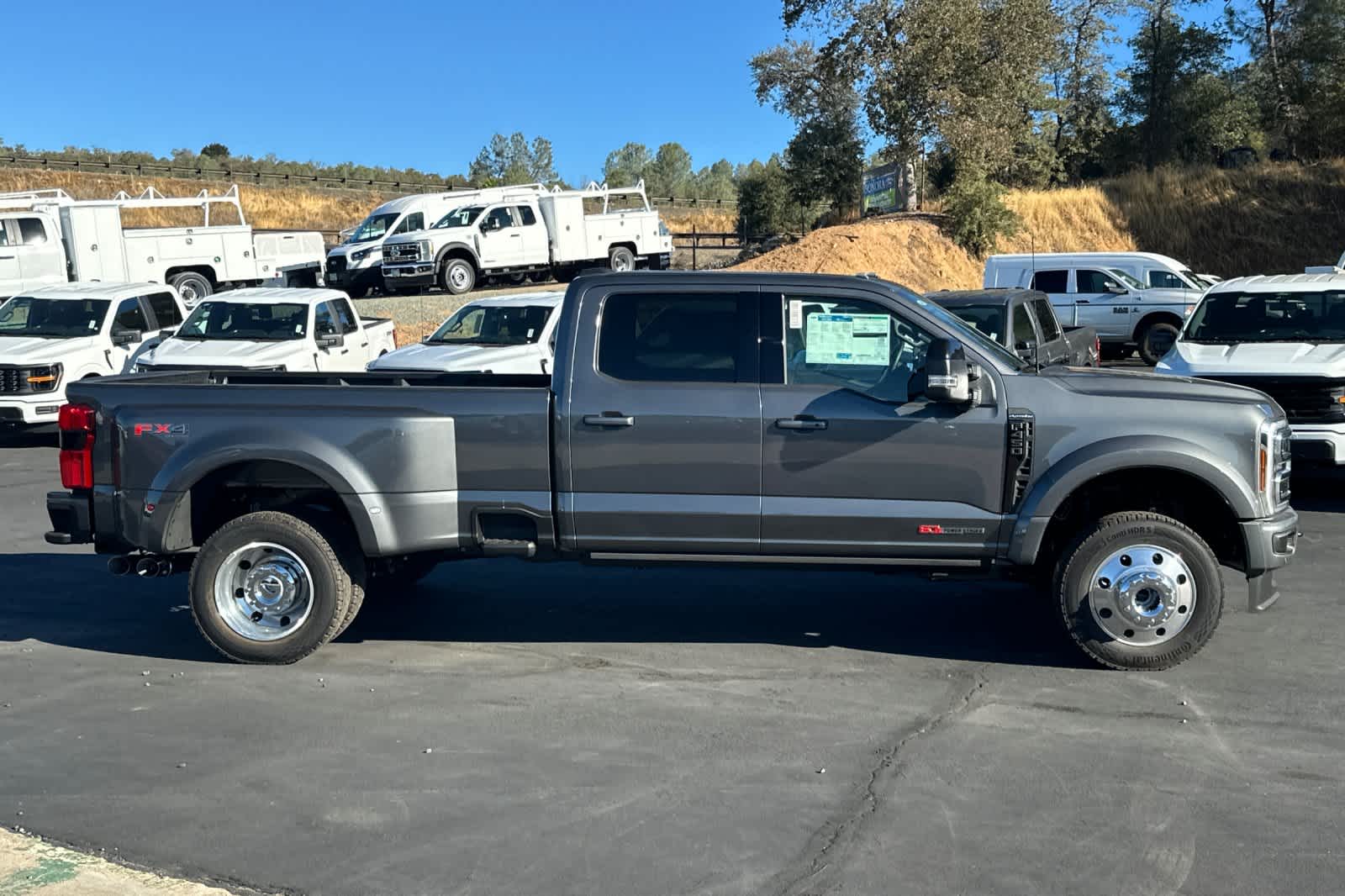 2026 Ford F-450 photo 2