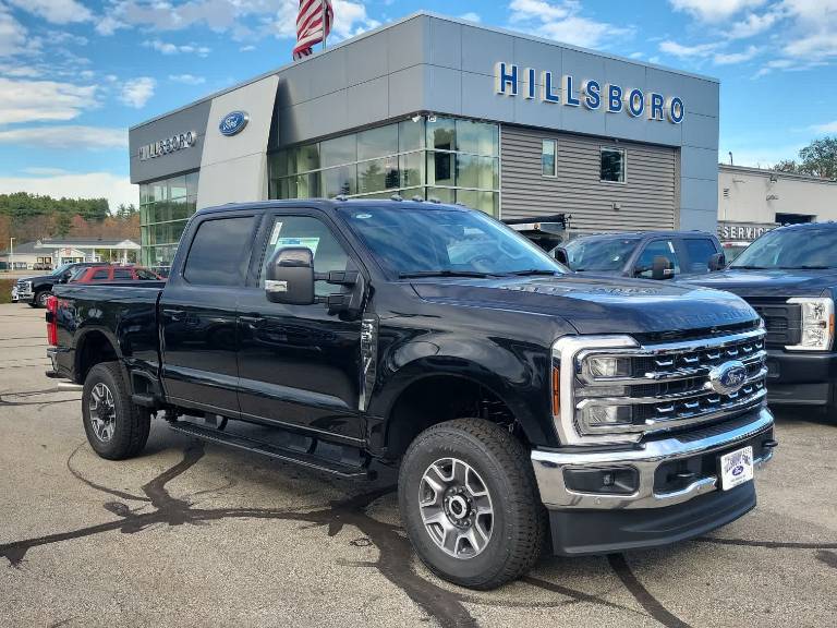 2026 Ford Super Duty F-350 SRW LARIAT