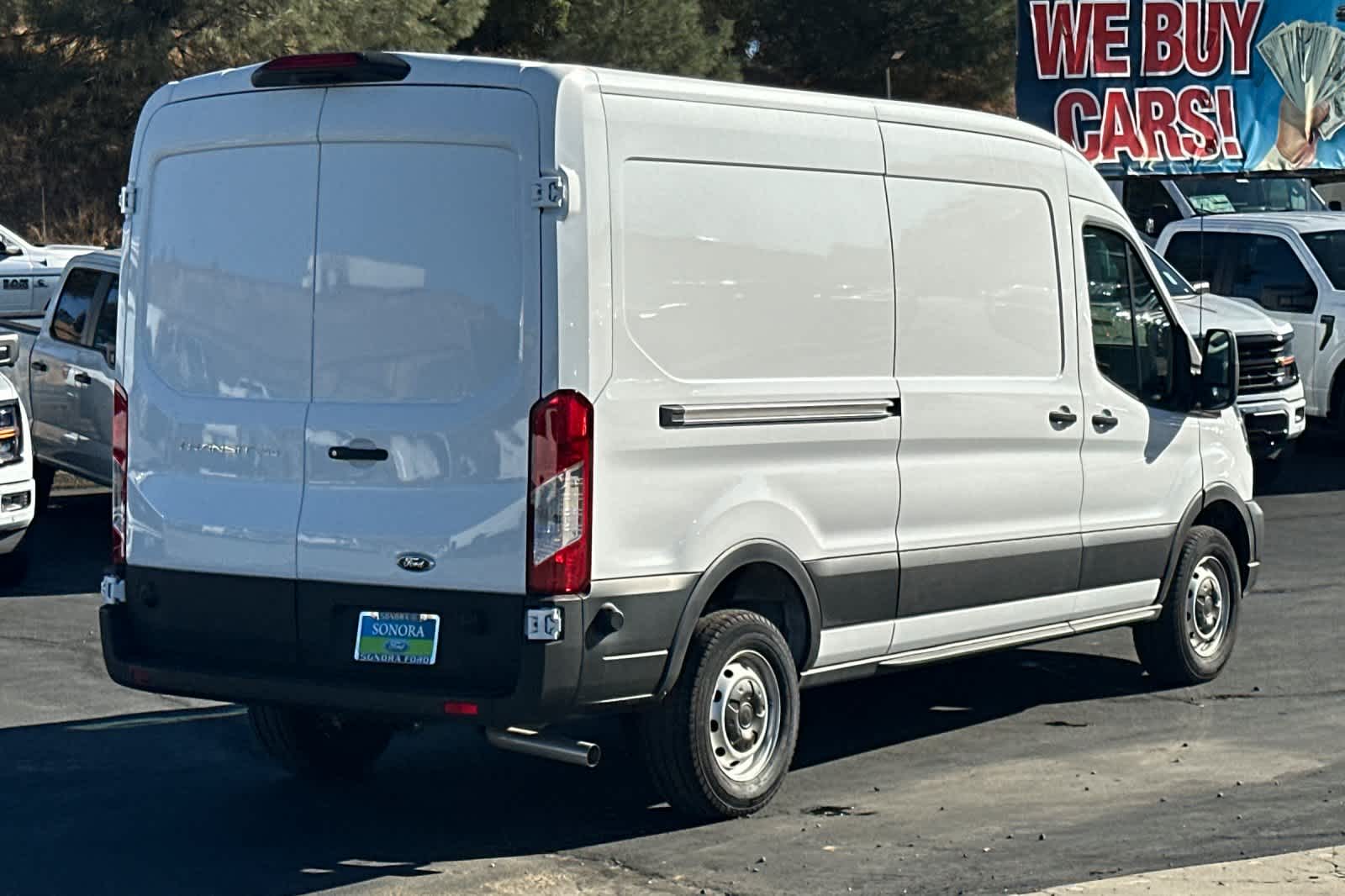 2025 Ford Transit photo 3