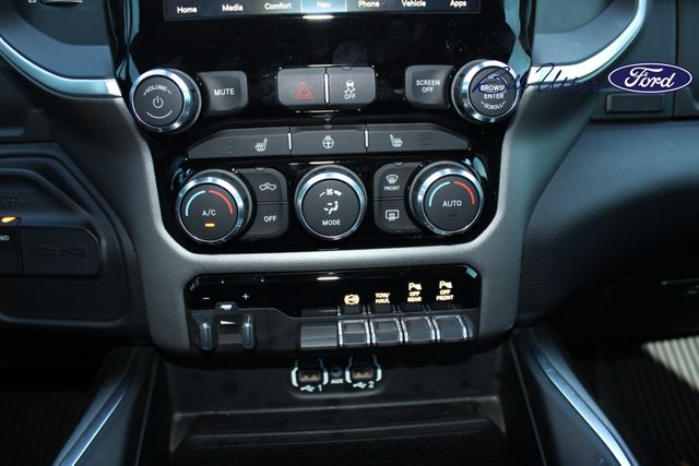 2024 Ram 3500 Big Horn photo 16