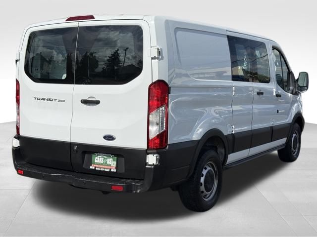 2019 Ford Transit photo 4