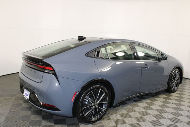 2024 Toyota Prius Limited photo 3