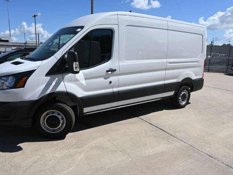 2025 Ford Transit Cargo Van Base