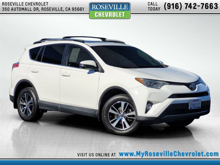 2017 Toyota RAV4 XLE