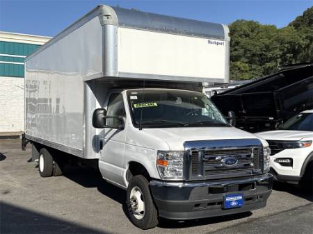 2024 Ford E-450SD Base