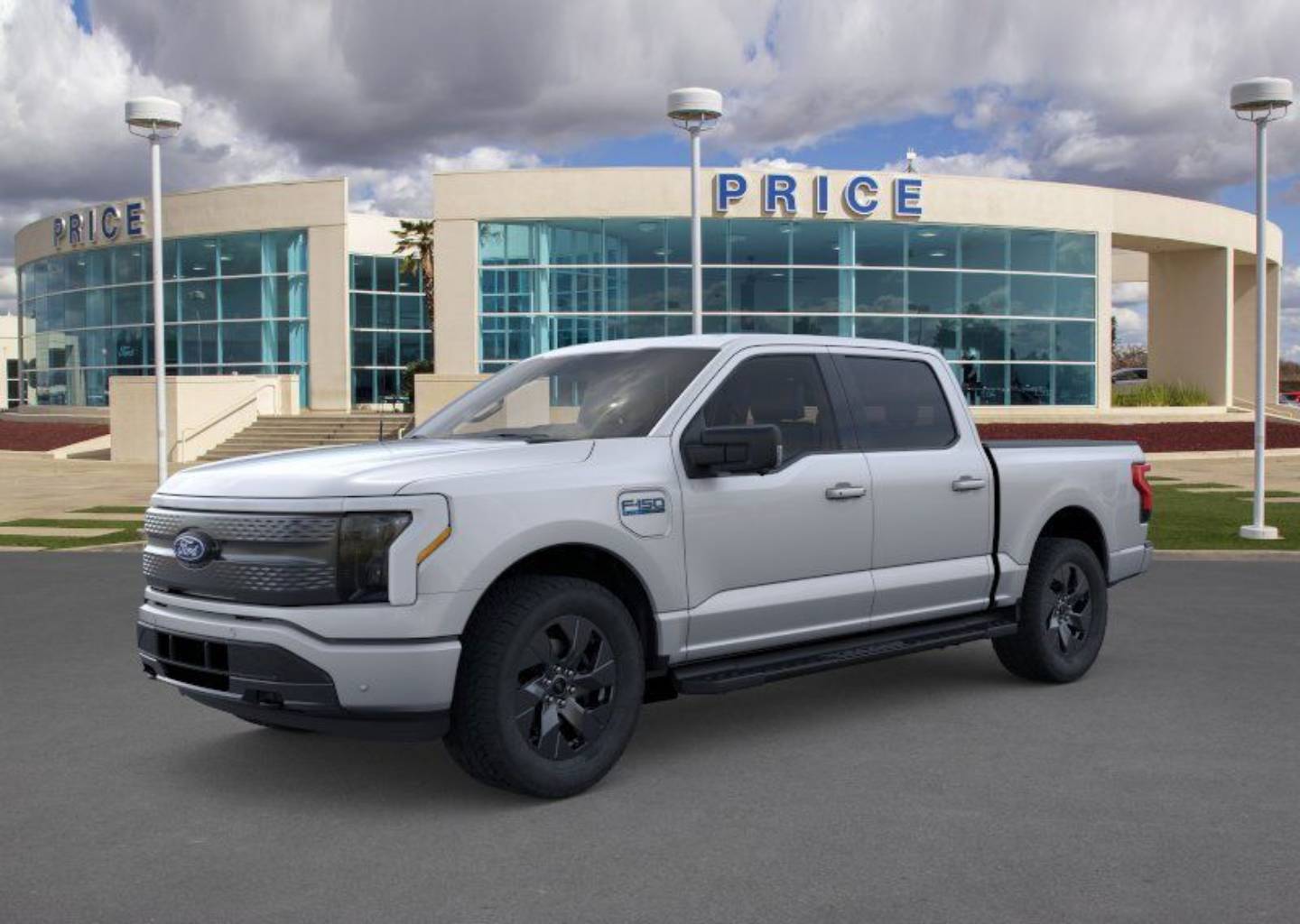 2025 Ford F-150 Lightning Flash's photo