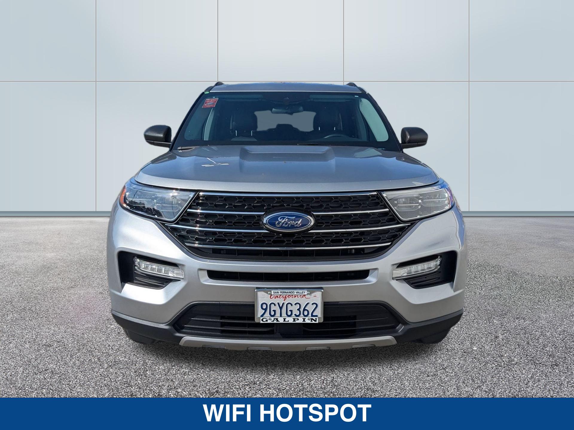 2023 Ford Explorer XLT photo 4