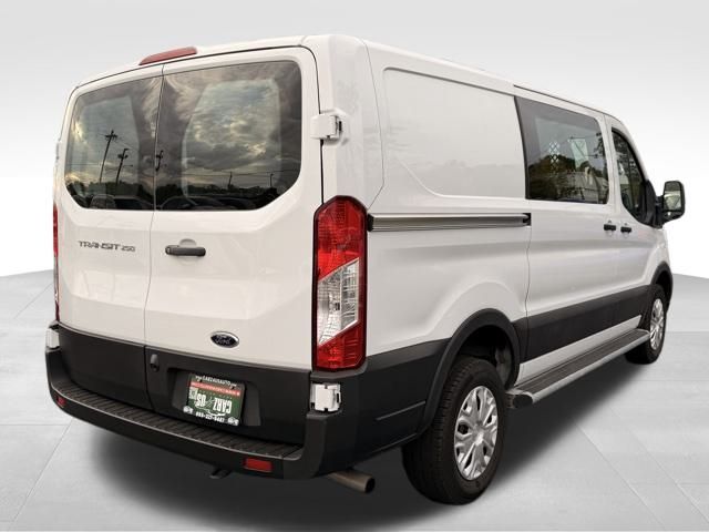 2024 Ford Transit photo 3